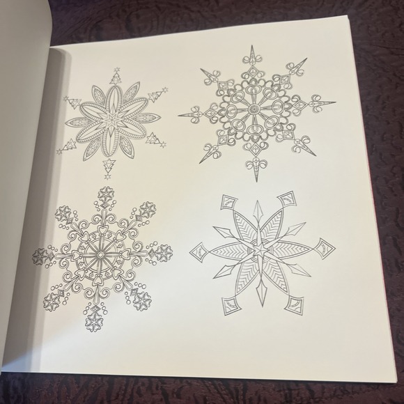 Classic Christmas - Adult Paperback By Loehrer, Matt - 2016 Printed On One Side - Picture 9 of 16